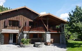 Chalet 8 personnes, face aux montagnes